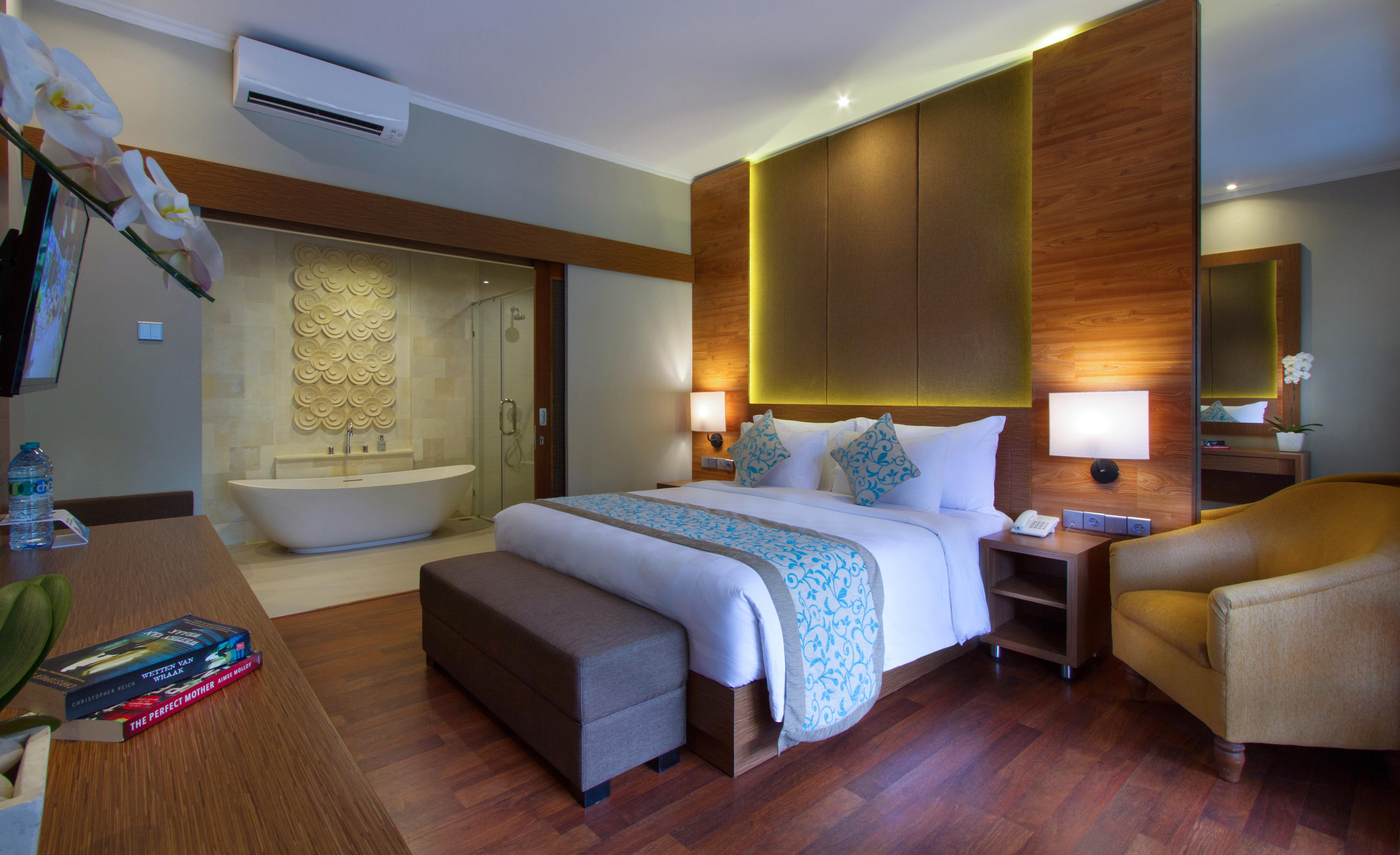 Adhi Jaya Hotel Кута Екстериор снимка
