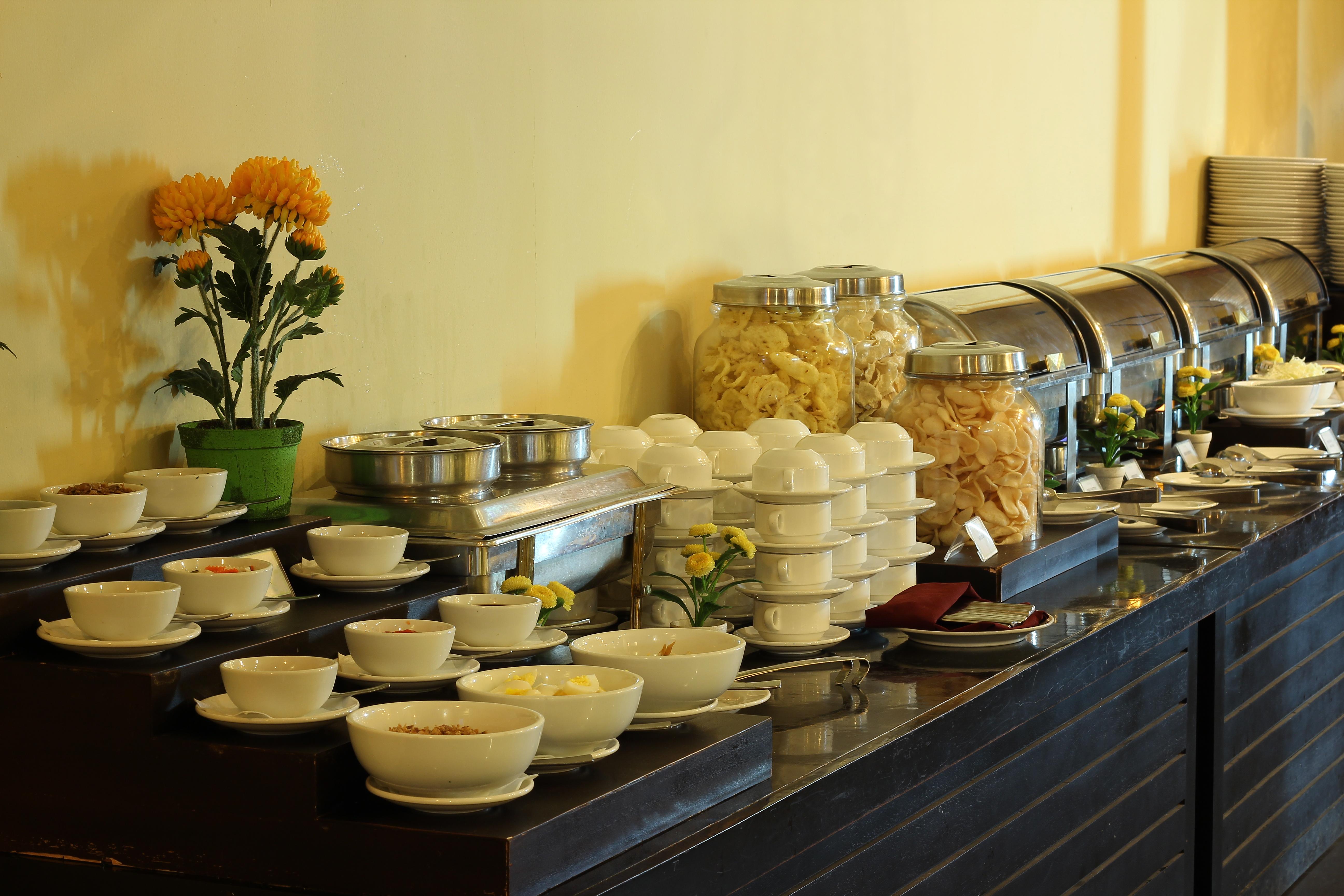 Adhi Jaya Hotel Кута Екстериор снимка