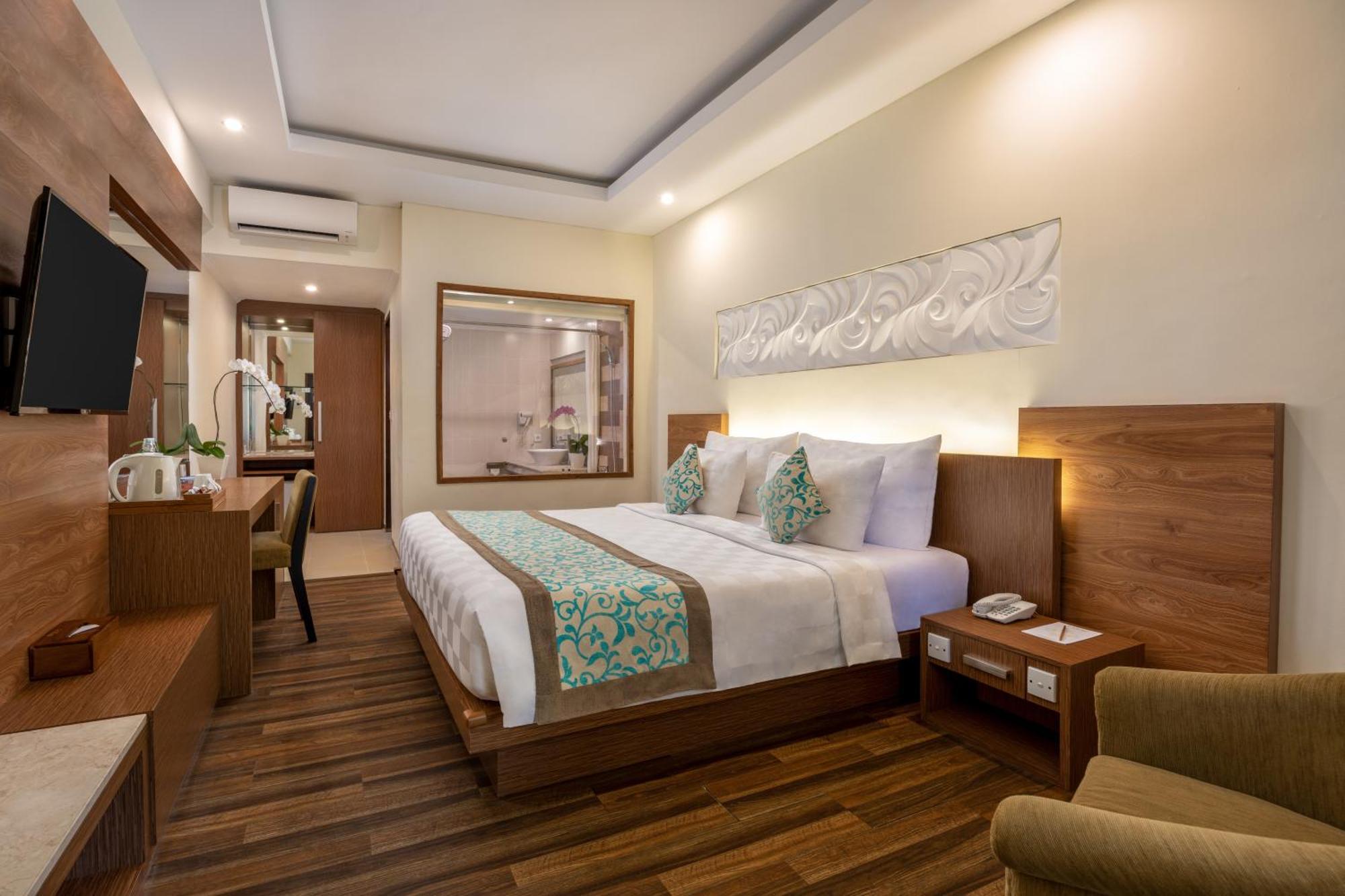 Adhi Jaya Hotel Кута Екстериор снимка