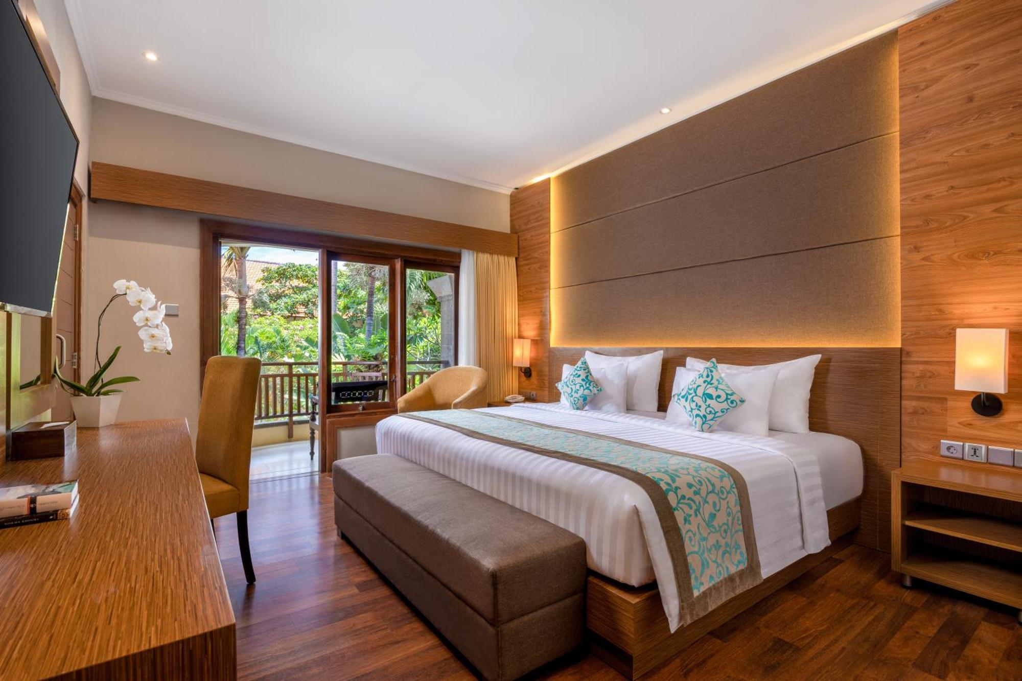 Adhi Jaya Hotel Кута Екстериор снимка