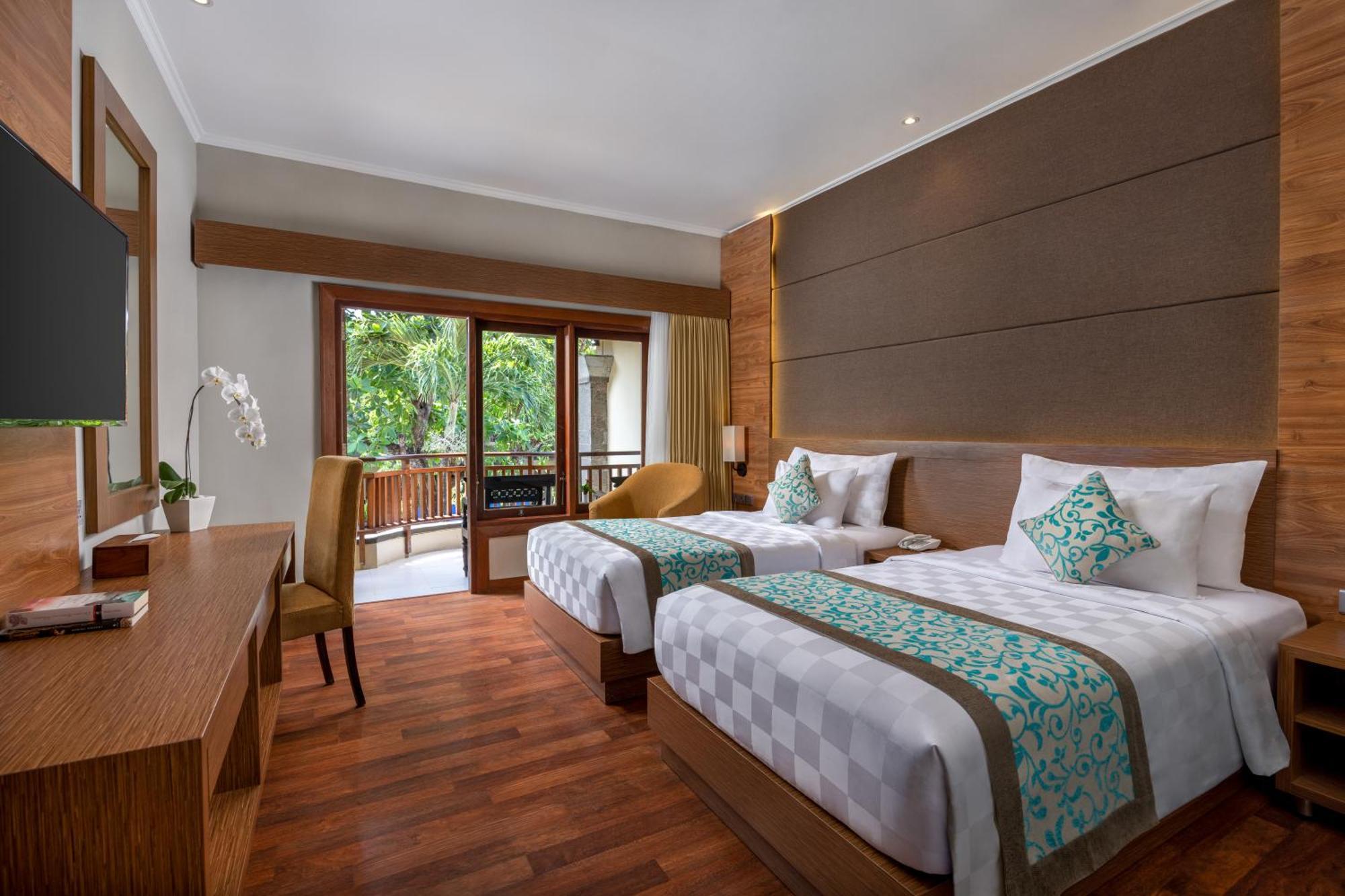 Adhi Jaya Hotel Кута Екстериор снимка